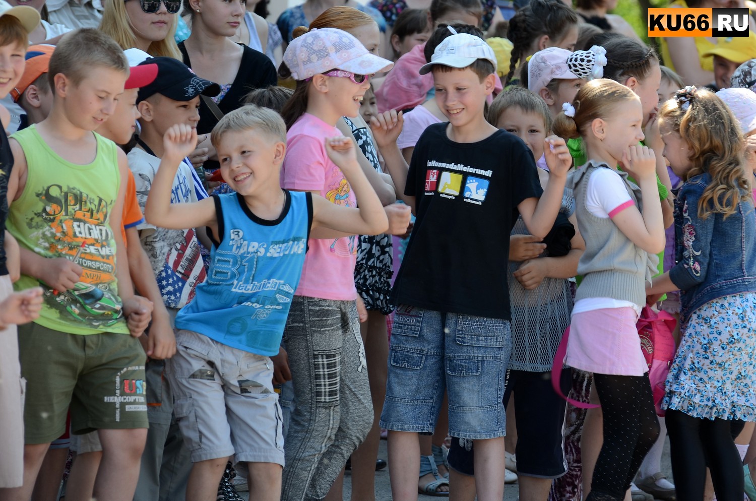 Насыщенный праздник. К Дню защиты детей в Каменске-Уральском приурочена программа на все выходные: концерты, зарядка, суперкросс и шоу…