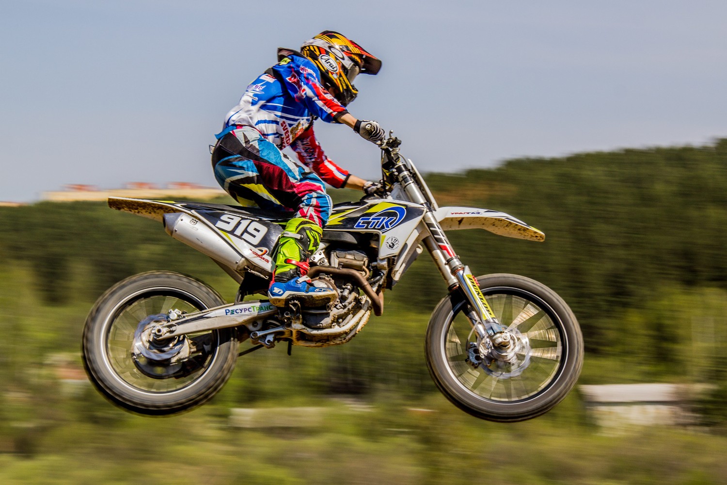 Советник министра — о мотогонщиках Каменска: «Все соревнования и победы наших спортсменов в 2019 году посвящены СинТЗ и его юбилею» Советник министра — о мотогонщиках Каменска: «Все соревнования и победы наших спортсменов в 2019 году посвящены СинТЗ и его юбилею»