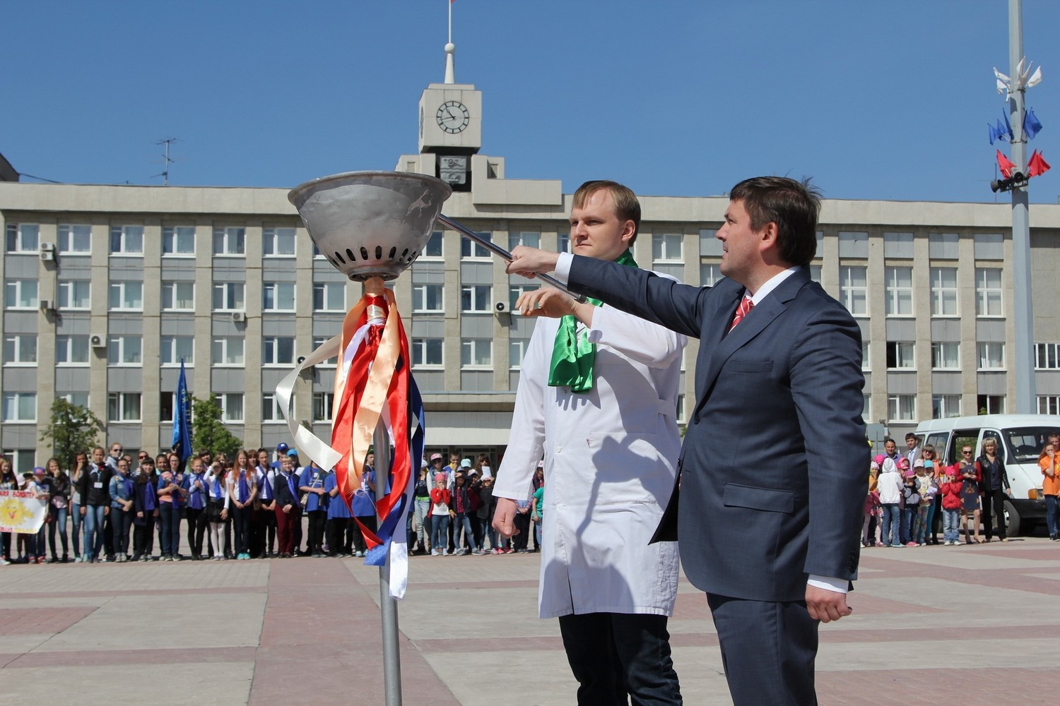 Для тех, кто не может усидеть без дела в каникулы: совсем скоро в Каменске-Уральском стартует молодежная трудовая вахта Для тех, кто не может усидеть без дела в каникулы: совсем скоро в Каменске-Уральском стартует молодежная трудовая вахта
