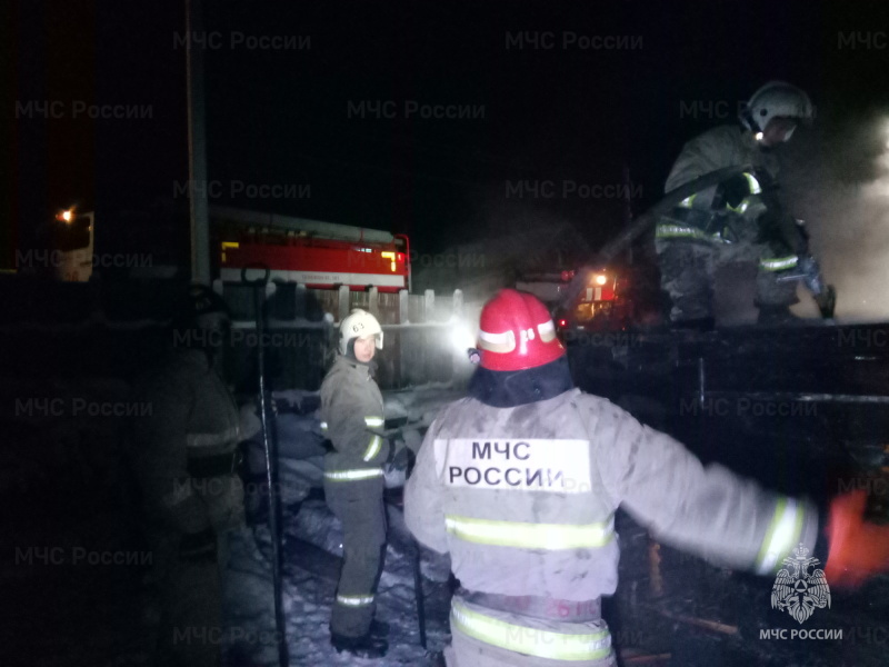 Рано утром в селе под Каменском-Уральским сгорела баня