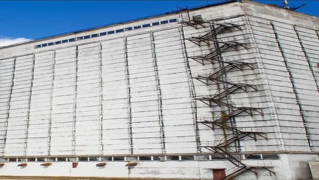Гигантский элеватор за 105 млн рублей продают в Каменске-Уральском | В Каменске-Уральском продают элеватор за 105 млн рублей