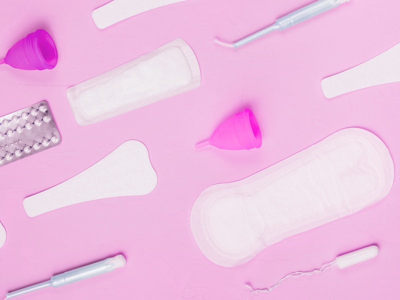 Эксперт объяснил, как выбрать средства интимной гигиены, чтобы не навредить себе | Медики предупреждают о рисках при неправильном выборе средств женской гигиены