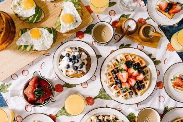 Эксперт: «Типичные завтраки россиян вредны для здоровья, а некоторые вызывают рак» Эксперт: «Типичные завтраки россиян вредны для здоровья, а некоторые вызывают рак»