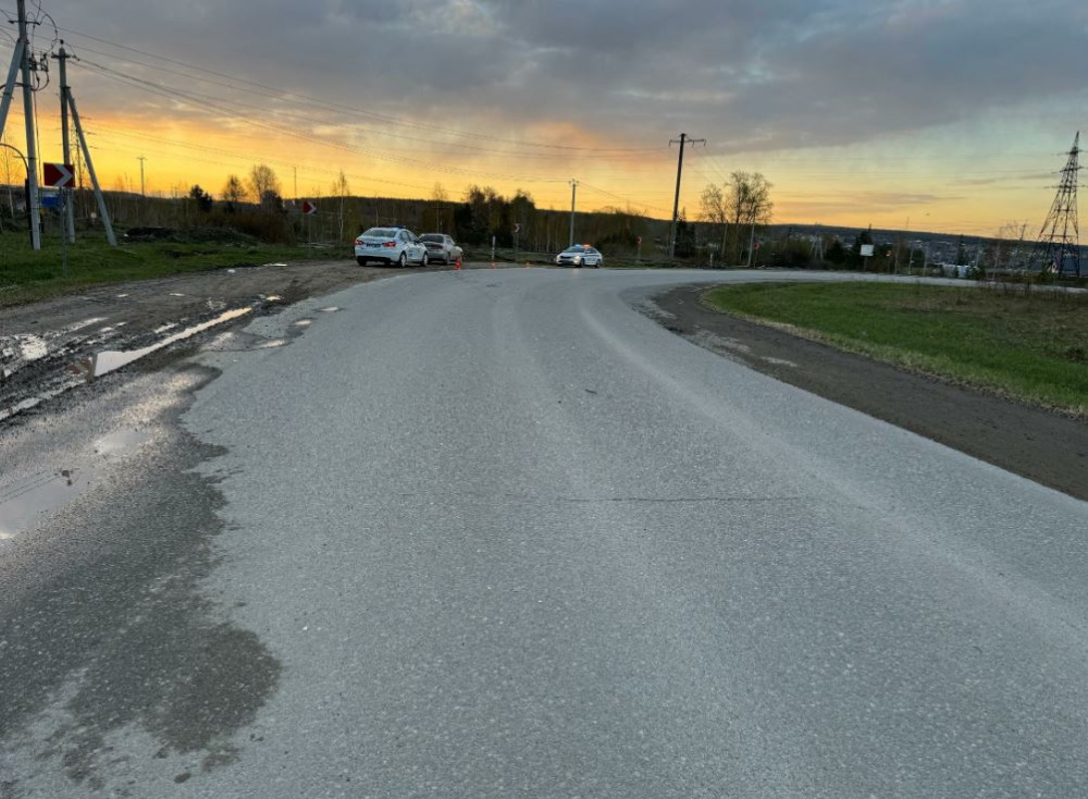 Свердловская Госавтоинспекция разыскивает водителя, который совершил ДТП и скрылся | Госавтоинспекция разыскивает уральского водителя, который скрылся после ДТП