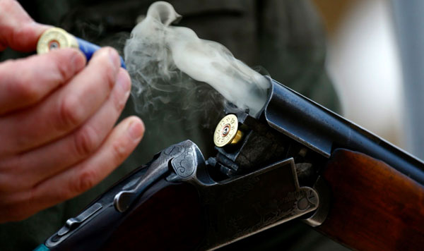 В Сочи местный житель расстрелял из ружья туристов, отдыхающих на берегу реки