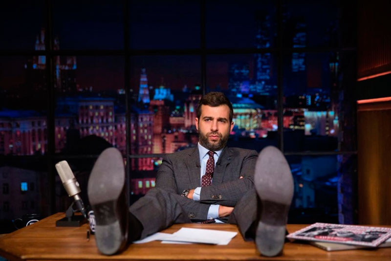 Иван Ургант высмеял чиновников, узнавших об аварии в Норильске из соцсетей