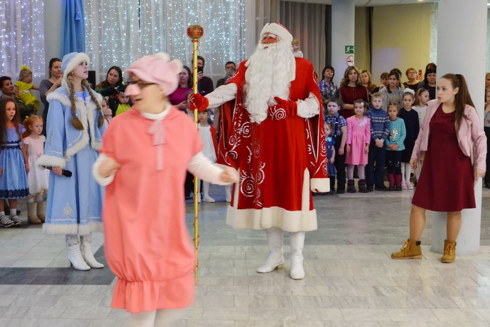 Жителей Каменска-Уральского ждет невероятная театральная новогодняя программа