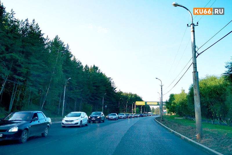 Что сделали за три месяца лета? Власти Каменска-Уральского — о почти завершенных ремонтах 12 участков дорог из запланированных 14-ти