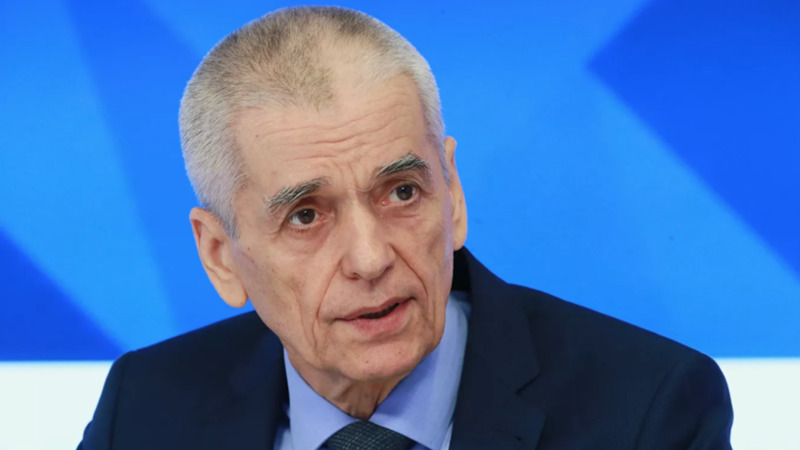 Онищенко рекомендовал россиянам носить маски после пандемии. Каменцы давно "забили" на маски