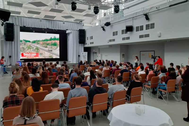 Каменцев, которые устали работать «на дядю», налоговики, юристы и банкиры будут учить премудростям ведения своего дела