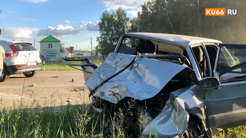 Под Каменском-Уральским в ДТП пострадали два человека