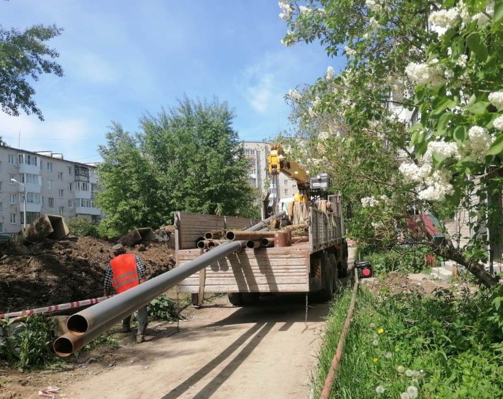 Из-за ремонта тепловых сетей жителей Каменска-Уральского ждут временные неудобства | Из-за ремонта тепловых сетей жителей уральского города ждут неудобства