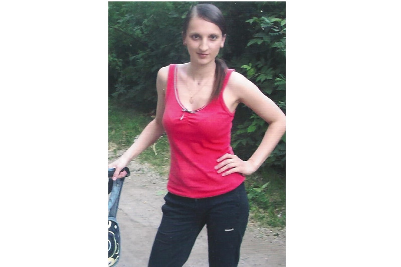 В Каменске-Уральском судебные приставы ищут женщину и мальчика — она нарушает порядок общения с ребенком. Может вы что-то знаете?