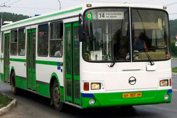 У мэрии – претензии к перевозчикам, у тех – к чиновникам. Власть Каменска пригрозила транспортникам штрафами за невыполнение контрактов