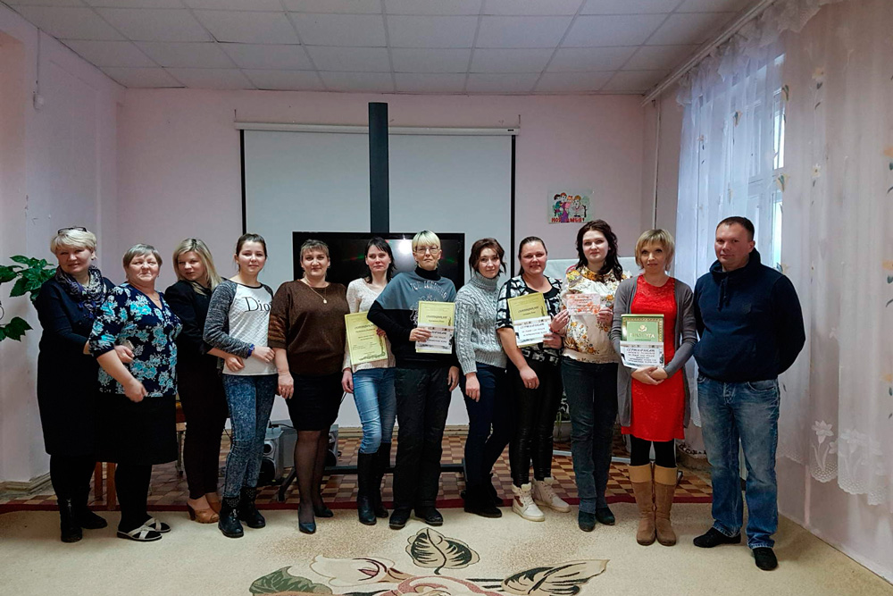 Семь жительниц Каменска, состоявших на учете в комиссии ПДН, преобразились до неузнаваемости. Помог проект общественников. В чем его суть?