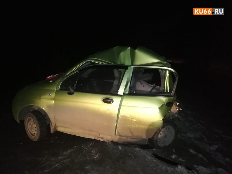 Микроавтобус с детьми попал в аварию на трассе под Каменском-Уральским, столкнувшись с Дэу Матиз. В малолитражке пострадал малыш!