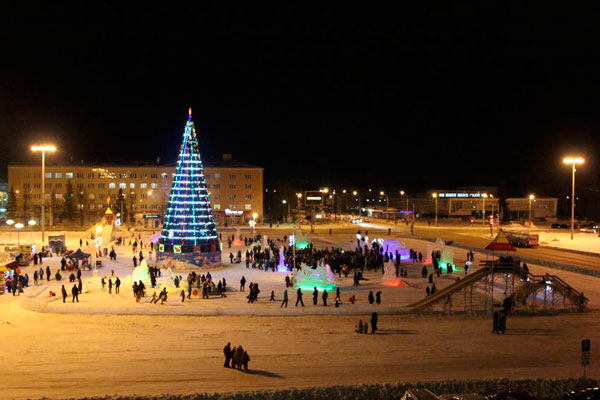 Приоритет — горкам небольшой высоты. Несмотря на эпидемию, в мэрии Каменска-Уральского готовятся дать старт строительству ледовых городков