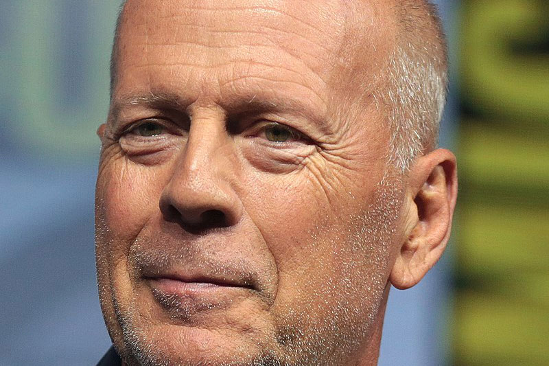 Болезнь Брюса Уиллиса назвали билетом в один конец