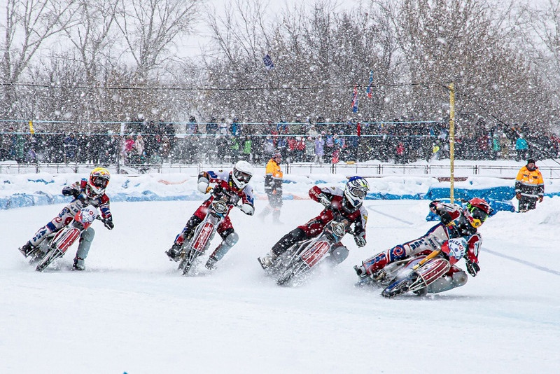 Дмитрий Хомицевич из Каменска остаётся на шестом месте по ледовым мотогонкам