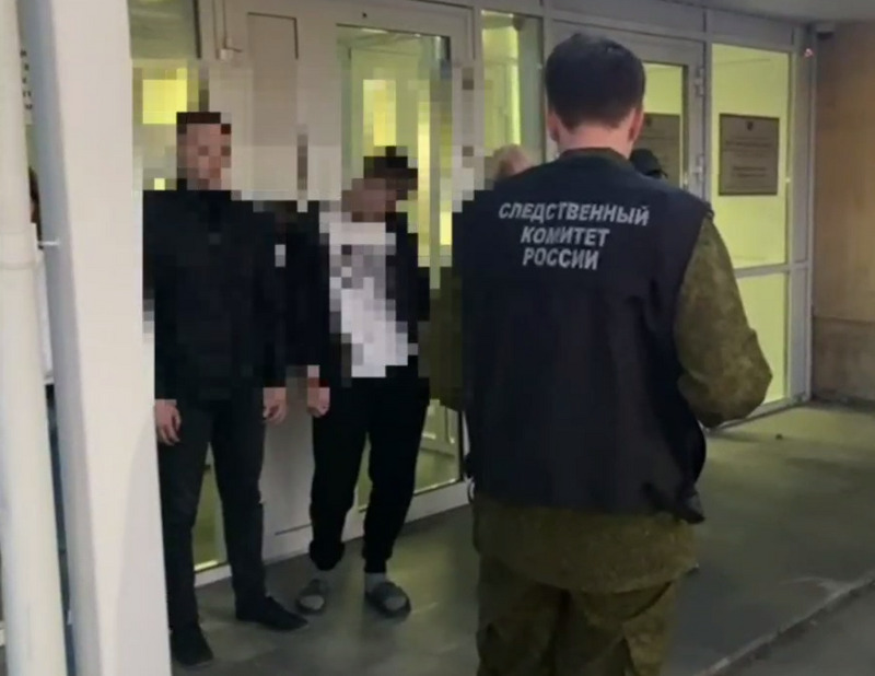 «Девки довели»: соседи объяснили мотивы парня, избившего до полусмерти школьницу под Верхней Пышмой | Школьница, которую на Урале до полусмерти избил мальчик-сосед, задирала его