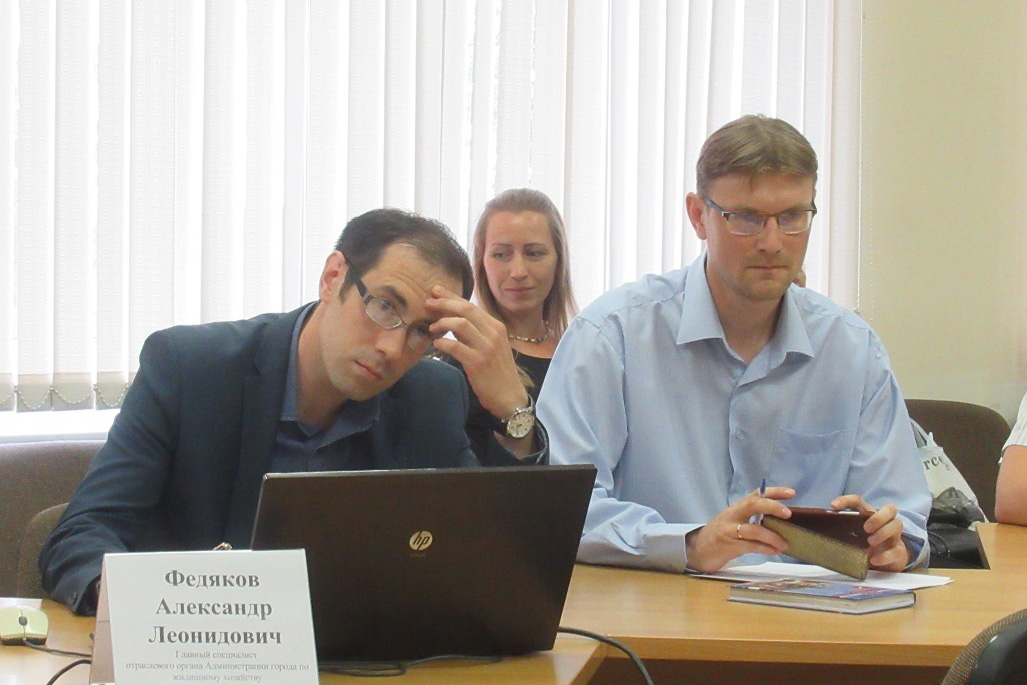 Пожелания детей — в приоритете: в Каменске-Уральском рассмотрели проекты благоустройства еще двух дворов у домов на ул. 4 Пятилетки и Кирова