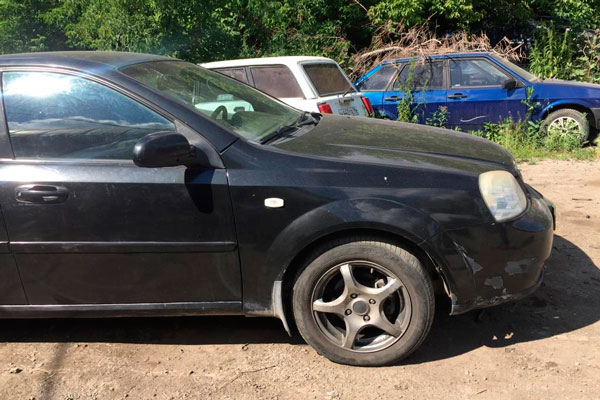 В Каменске-Уральском у водителя приставы забрали автомобиль. Нарушал ПДД и не платил штрафы!