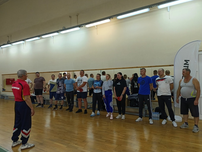 Кто стал первой ракеткой Каменска-Уральского — на «Олимпе» выбрали лучших | На заводе по обработке цветных металлов прошёл турнир по настольному теннису