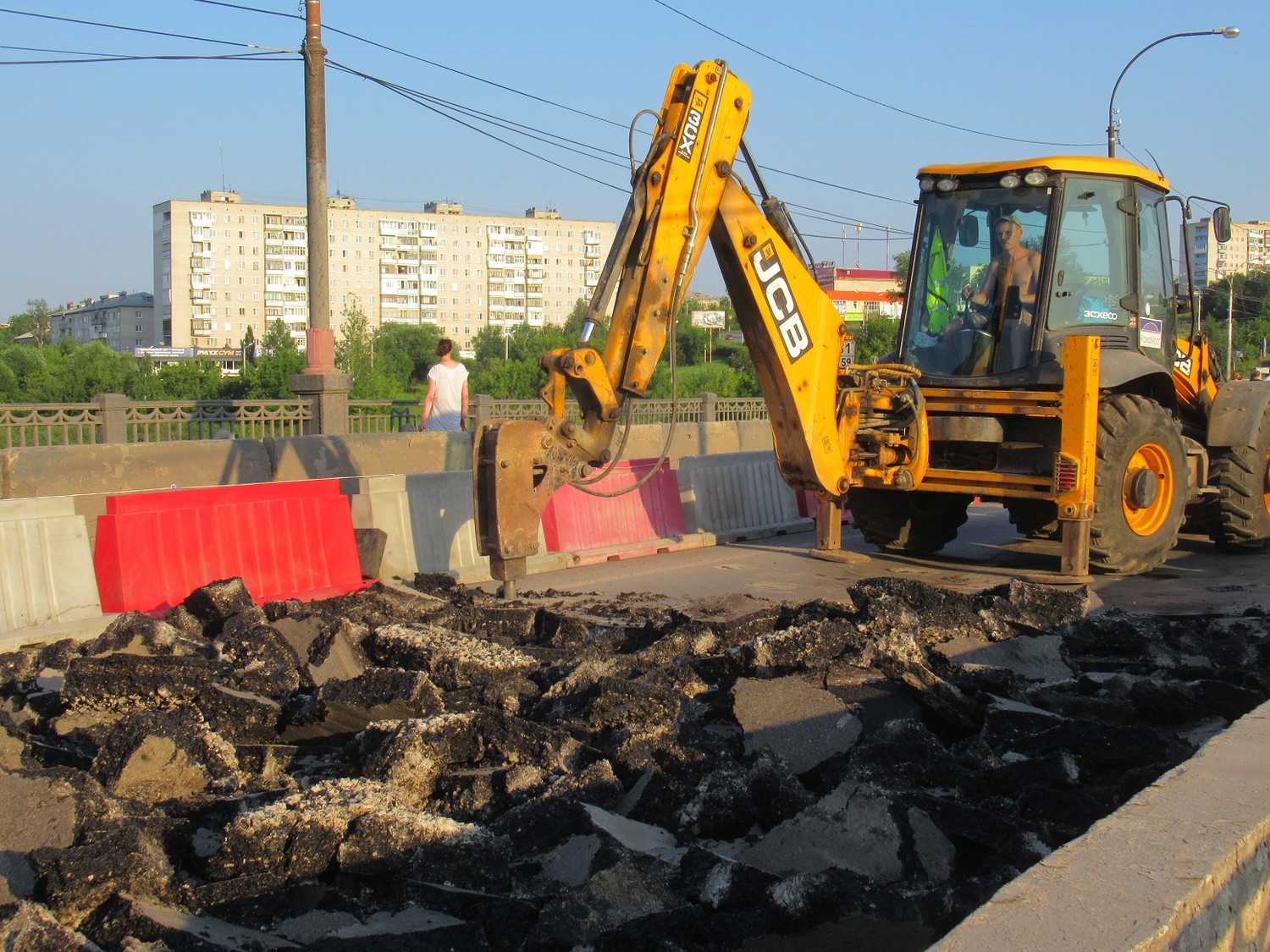 Ремонт Байновского моста в Каменске-Уральском оказался не так прост... Что показало «вскрытие» в первый день?