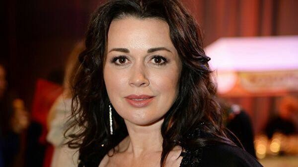 Свидетели выписки Анастасии Заворотнюк рассказали, как она сейчас выглядит