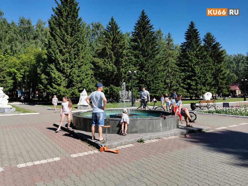 Путин призвал стремиться к быстрому выходу из режима ограничений