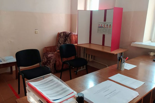 Жителей отдаленного поселка Мирный на голосовании по выбору депутата гордумы Каменска-Уральского повезут на участок на спецавтобусе