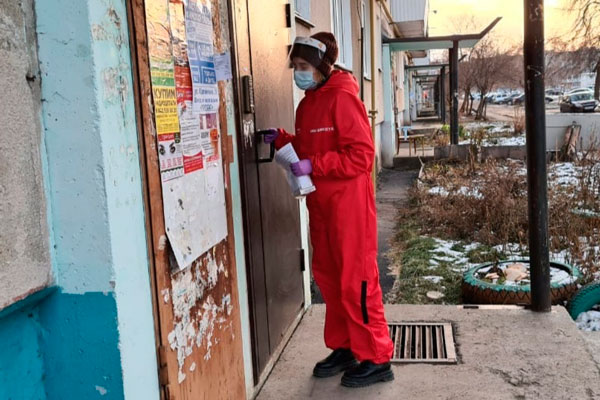 Волонтеры начали развозить бесплатные лекарства от коронавируса жителям Каменска — правда, далеко не всем: только тем, кто недавно заразился Волонтеры начали развозить бесплатные лекарства от коронавируса жителям Каменска — правда, далеко не всем: только тем, кто недавно заразился