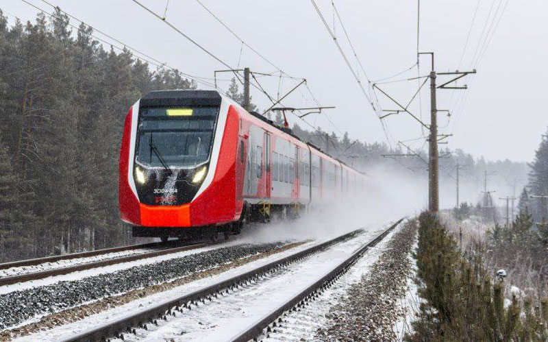 СвЖД вводит дополнительные пригородные поезда с 19 по 24 февраля | Дополнительные электрички и изменения расписания в Свердловской области