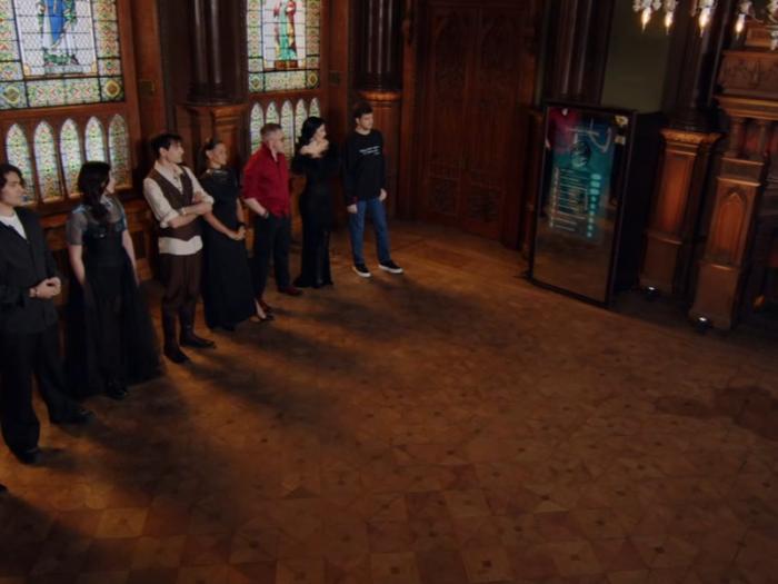 Вернулись с новыми лицами: кто покинул «Битву сильнейших» и кого фанаты ждут в готическом зале | В «Битву сильнейших» возвращаются Руденко и Романова — Краснов и Якубович покинули проект