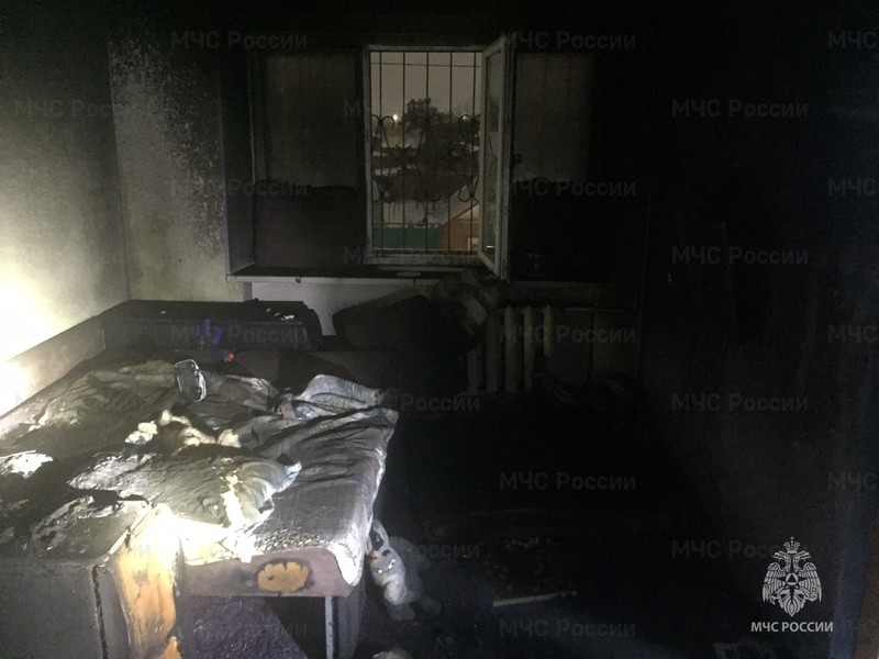 В пожаре на Урале погибли мужчина и два ребёнка