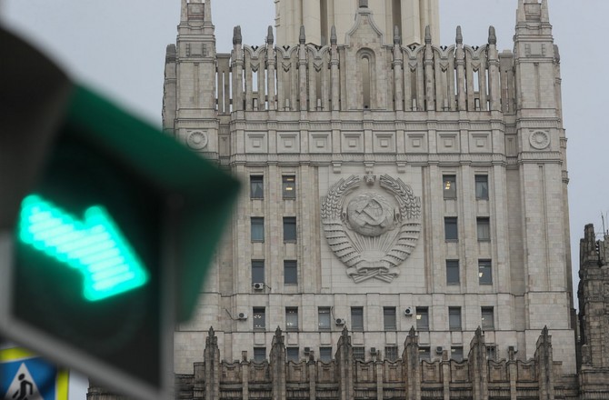 В МИД РФ заявили об угрозе прямого военного столкновения с США