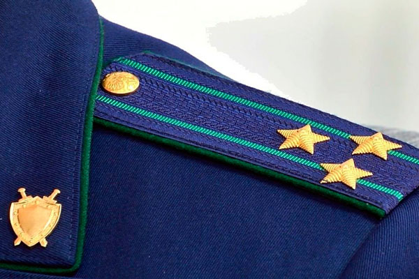 Каменцы жалуются на поборы. Прокуратура объясняет, законно ли требование сдавать деньги для нужд класса и школы