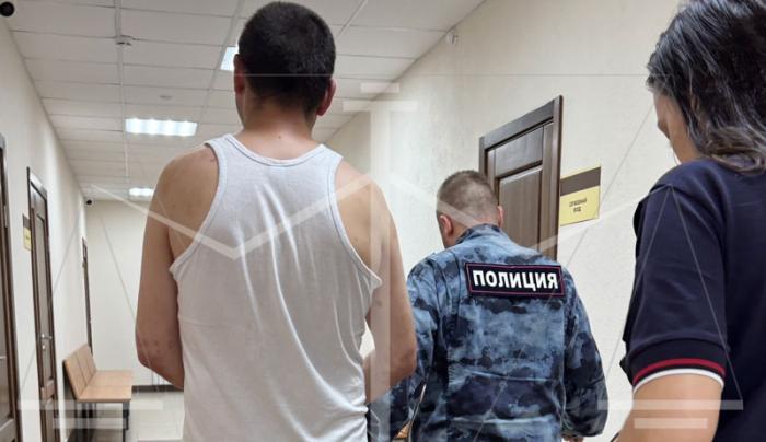 Мужчина в алкогольном опьянении жестоко избил женщину на глазах её сына | В Каменске-Уральском суд рассмотрит дело о нападении на женщину