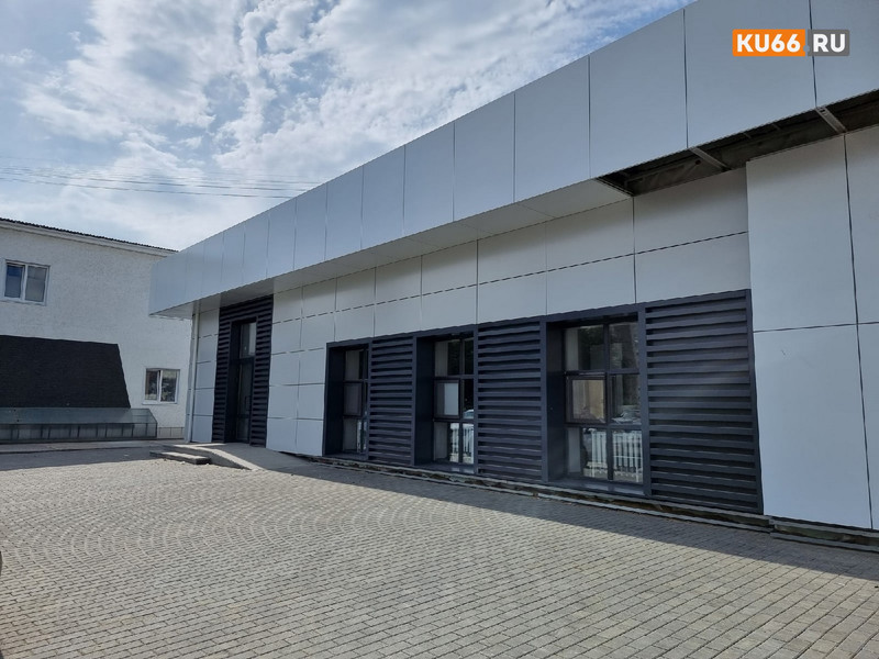 «Все вкусно и современно». В Каменске-Уральском появилась новая современная столовая