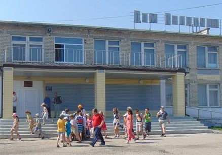«Сердце и душа Сосновского». Старенький ДК в селе под Каменском-Уральским обновили за 16 млн рублей, преобразив и внутри, и снаружи