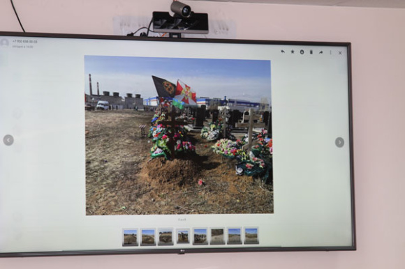 На Волковском кладбище для Героев СВО выделено два почетных квартала. Чиновники решают, стоит ли организовывать локализованное воинское захоронение? На Волковском кладбище для Героев СВО выделено два почетных квартала. Чиновники решают, стоит ли организовывать локализованное воинское захоронение?