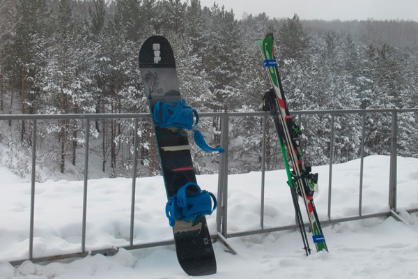 Жителей Каменска-Уральского позвали на гору «Богатырек», где впервые пройдет первенство по горным лыжам — говорят, будет очень зрелищно!