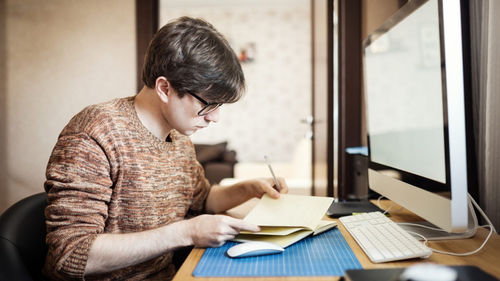 Депутаты Госдумы приняли закон о налоге для самозанятых Депутаты Госдумы приняли закон о налоге для самозанятых