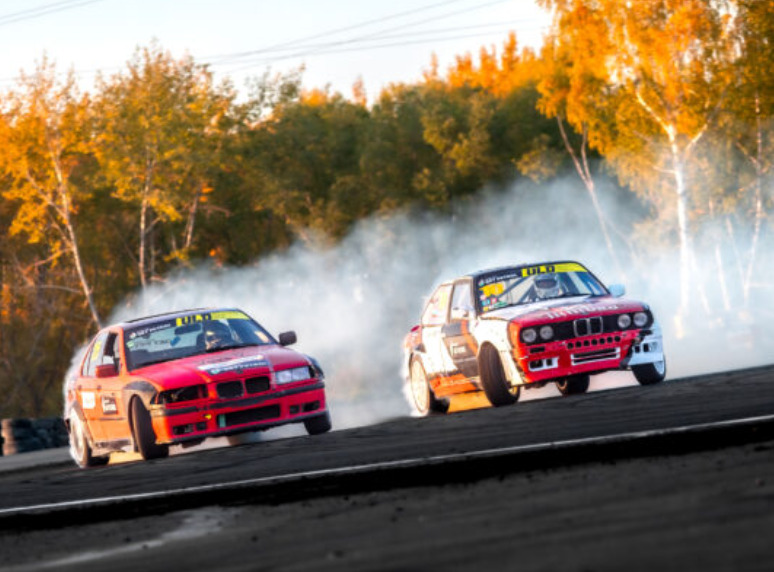 Екатеринбургский дрифт: десятки гонщиков приедут на соревнования рядом с уральской столицей | Под Екатеринбургом пройдут соревнования по дрифту