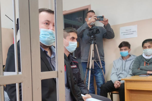 Перед выборами в Каменске прошел суд в отношении одного из кандидатов в депутаты Гордумы — он привлекал к агитации несовершеннолетних