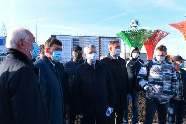 «Это событие всероссийского масштаба». Губернатор Куйвашев открыл школу бокса в Каменске-Уральском и вспомнил о том, без кого ее не было бы