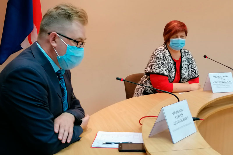 Вести из штаба: новый случай коронавируса в Каменске-Уральском, нарушение санитарных правил в транспорте и ожидание работы детских садов