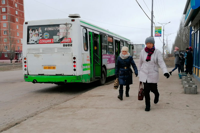 В понедельник вечером решится, как будет ходить общественный транспорт в Каменске-Уральском. Пока — в режиме выходного дня