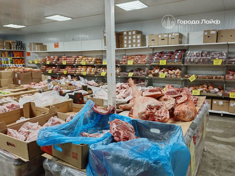 В Каменске-Уральском изъяли тонну опасных продуктов: что нашли проверяющие | Роспотребнадзор изъял 79 партий опасной пищевой продукции в Каменске-Уральском