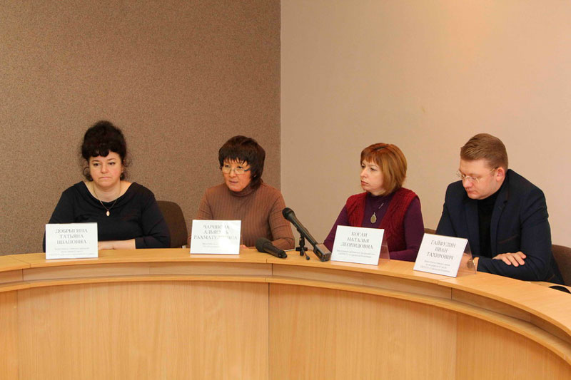 Благоприятный фон для пневмонии: власти Каменска-Уральского придумали, как пугать людей сезонным заболеванием. Но все пока без толку...